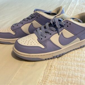 Nike Women's Purple and White Sneakers